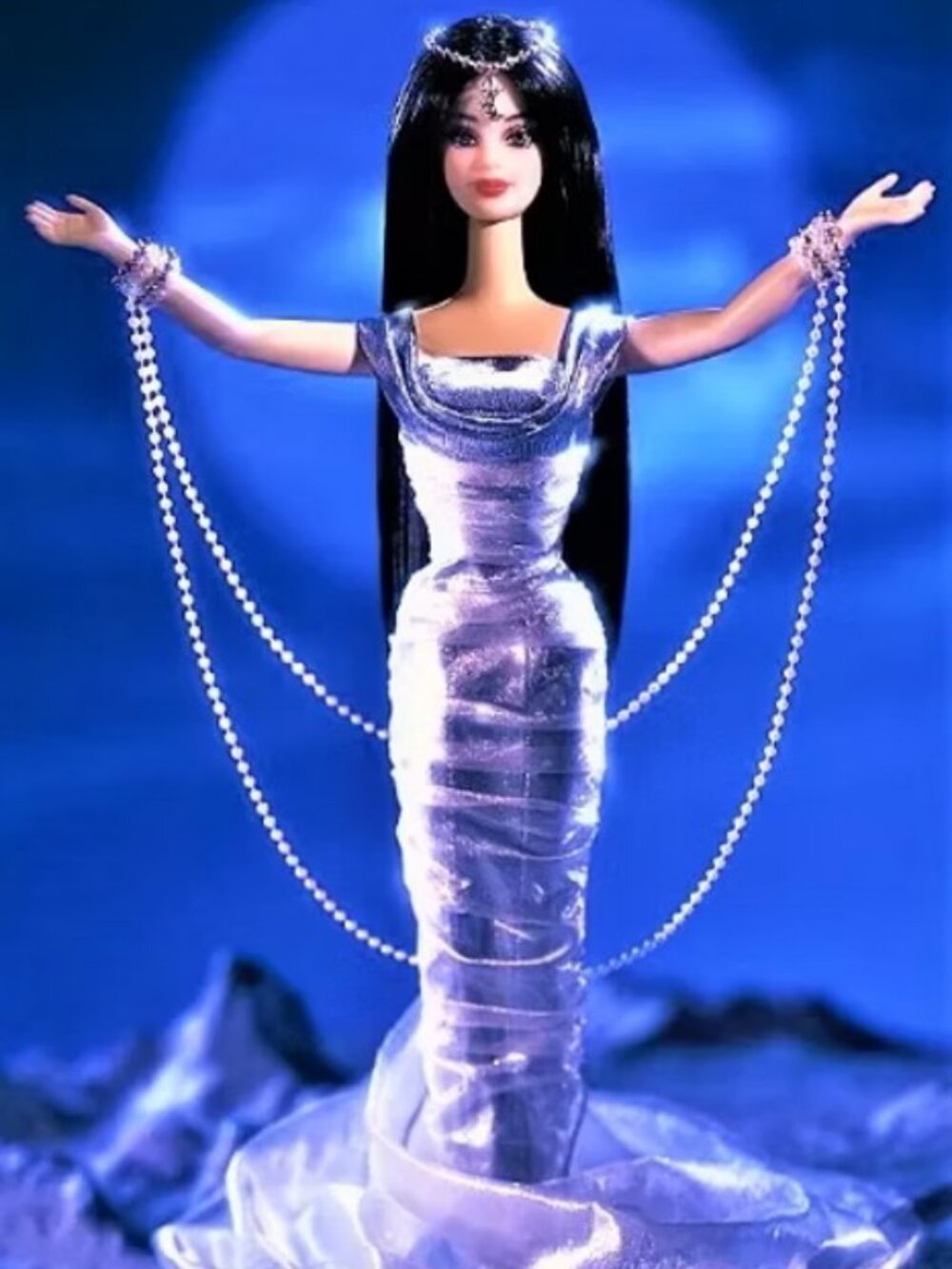 NIB Midnight Moon Princess Barbie 2000 Celestial Collection #27689